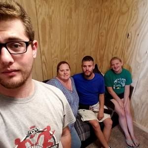 Meet your Posher, Eric